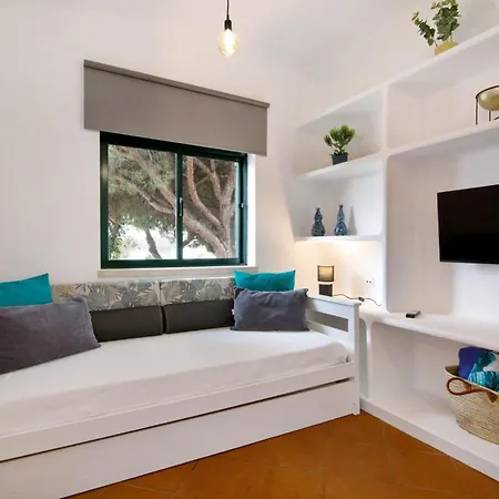 アパート Apartment Fontainha By Interhome アルブフェイラ