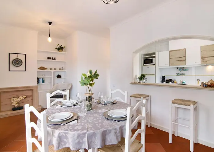 Medusa - Sunny Way By Interhome *